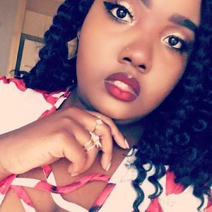 Meet your Posher, Jade